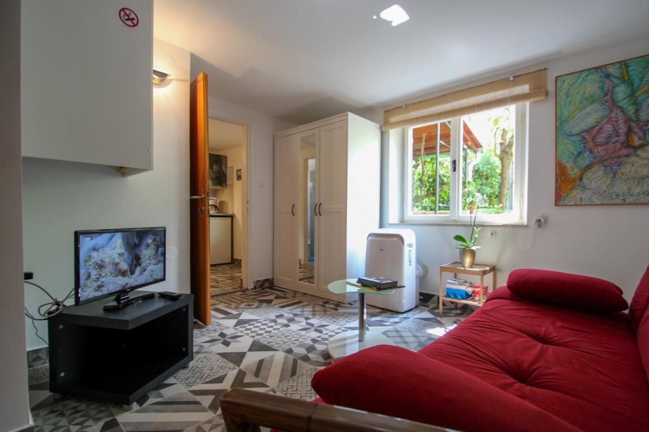 Carla Guest House Новиград Экстерьер фото